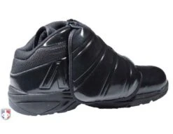 New Balance V3 All-Black Mid-Cut Umpire Plate Shoes -Umpattire MU460XB3 New Balance V3 All Black Mid Cut Umpire Plate Shoes Inside Side View