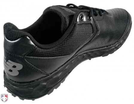 New Balance V3 All-Black Low-Cut Umpire Base Shoes 7 New Balance V3 All-Black Low-Cut Umpire Base Shoes - Image 5